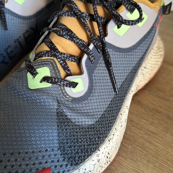 Nike Trail Pegasus GTX women's size 9 - Picture 3 of 12